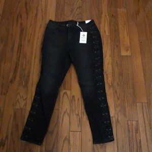 Fashion nova high rise jeans! Never worn!
